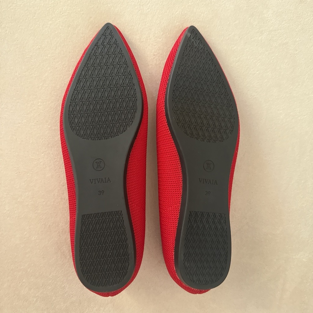 Vivaia Pointed Toe Ballet Flats - Picture 2 of 5